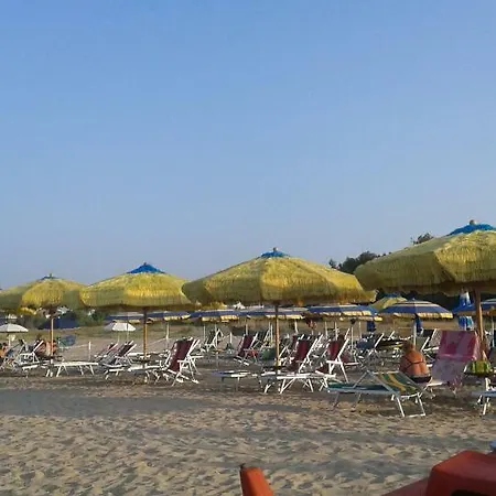 A Pochi Passi Dal Mare 바스토